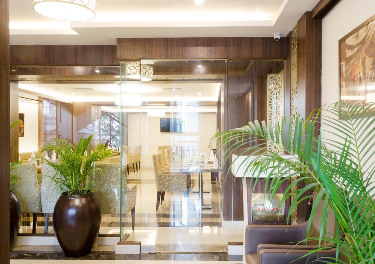 Ss Lumina Hotel Bangalore Exterior foto