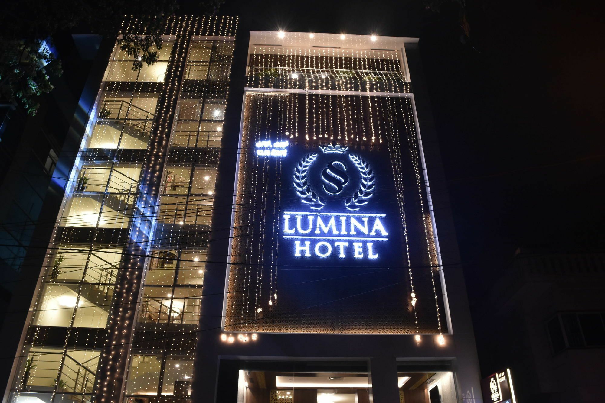 Ss Lumina Hotel Bangalore Exterior foto